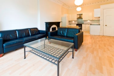 6 bed flat, Clumber cres south, The park estate, Nottingham, NG71EH - Image 2